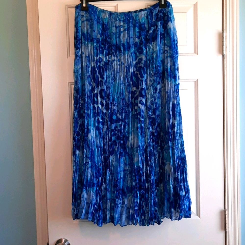 Ladies skirt
